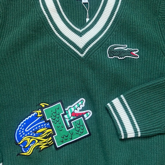 Lacoste Holiday Cosmic Badge V-neck sweater - Picture 2 of 4
